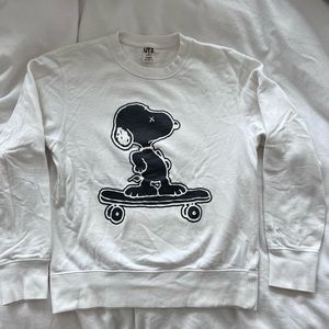 KAWS for Uniqlo Snoopy sweatshirt size XS